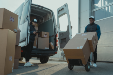 Aide au chargement des colis - Transport Transvinet à Rennes